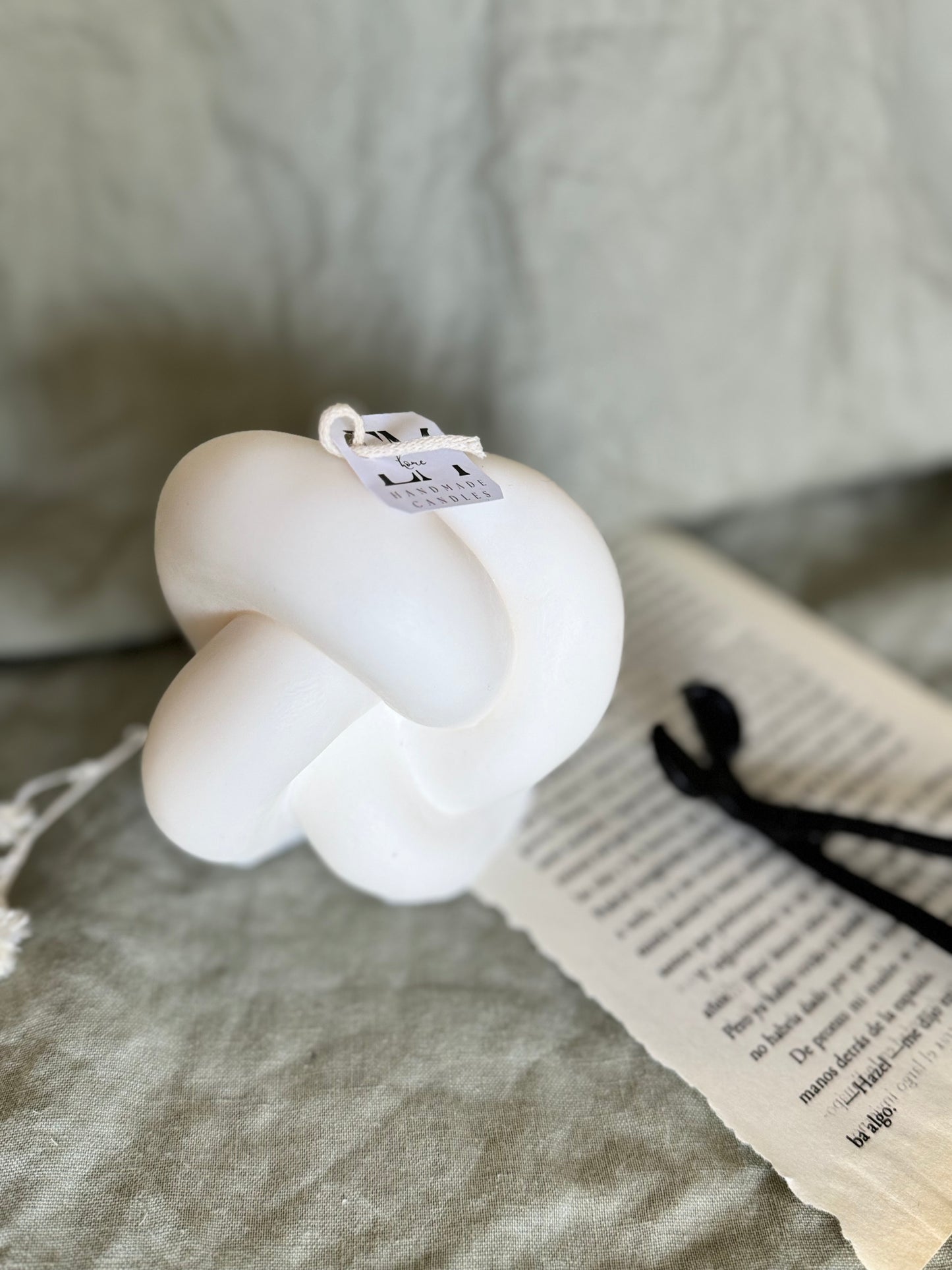 Knot Candle